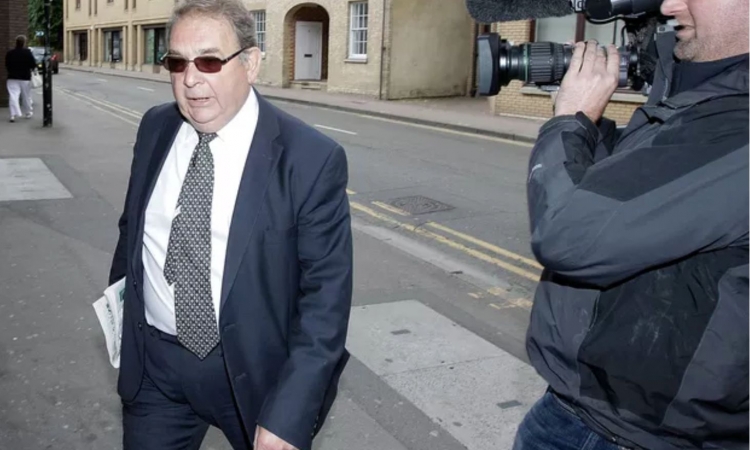 Lord Hanningfield, jailed for expenses fraud, wins compensation over arrest in second probe